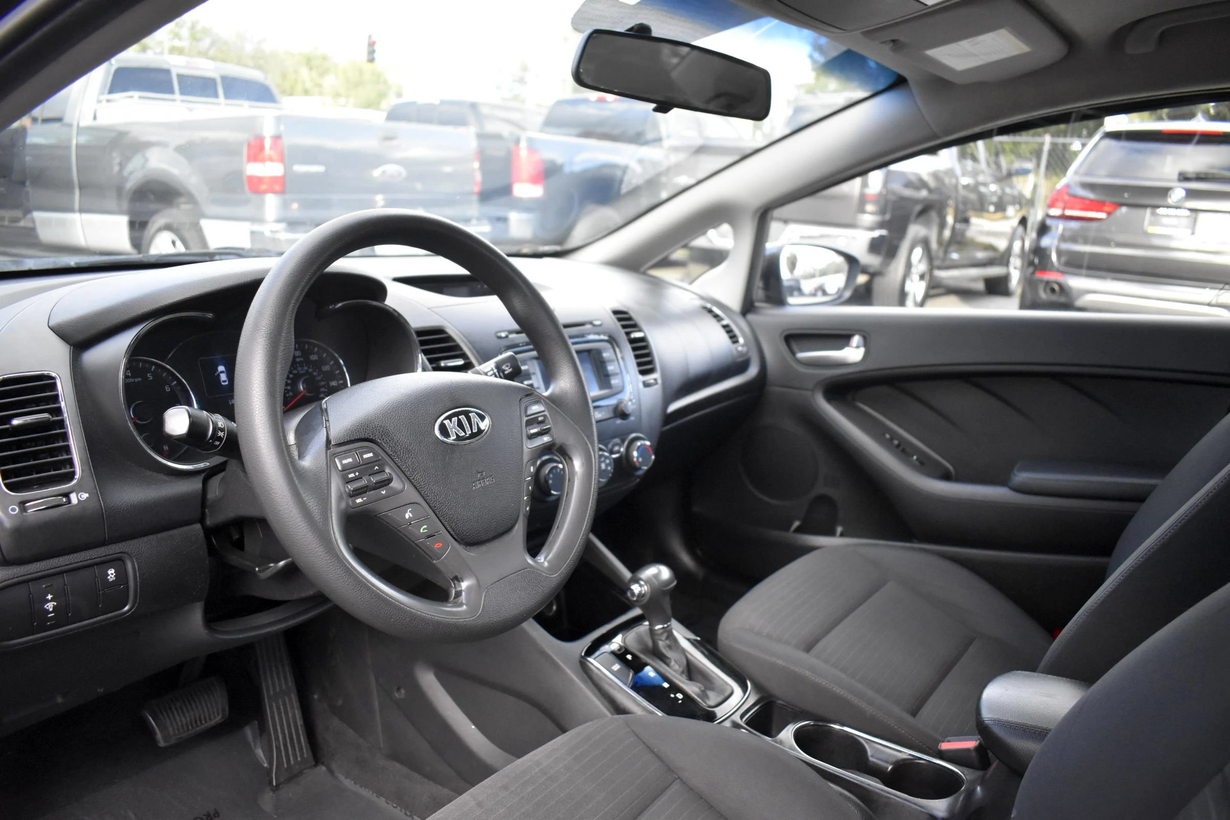 Used 2017 Kia Forte LX w/ LX Popular Package FWD image 11