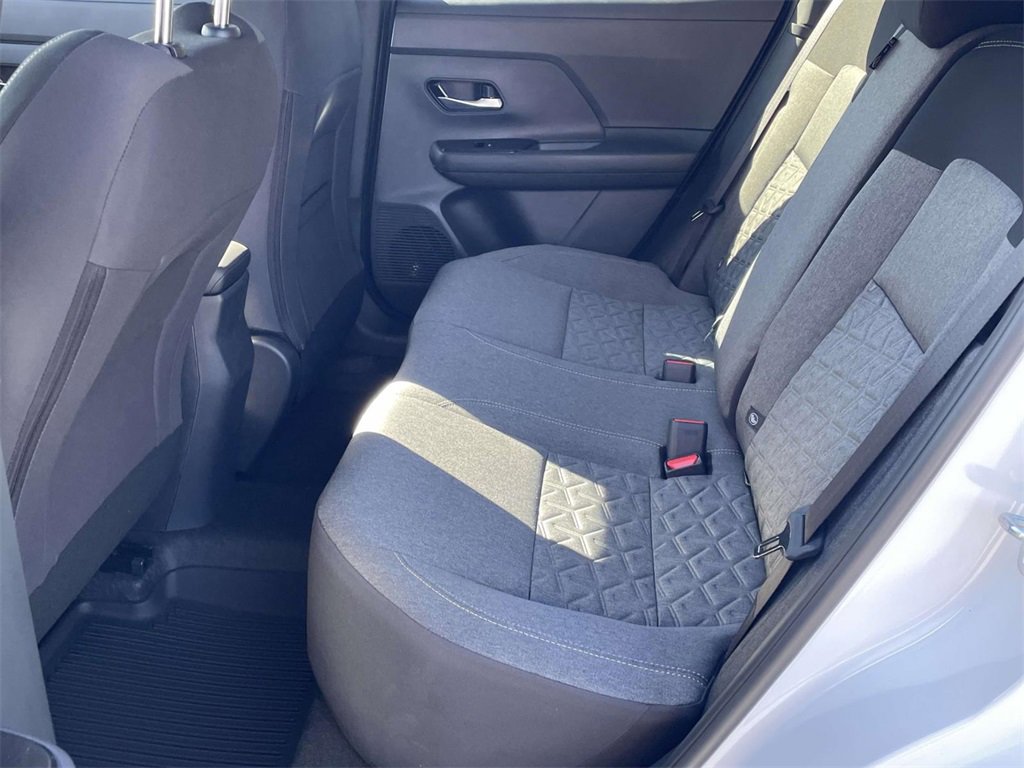 New 2026 Nissan Kicks SV image 8