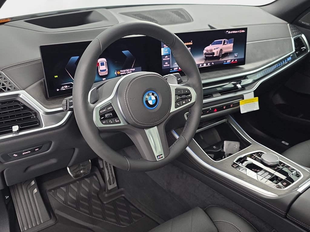 New 2026 BMW X5 xDrive50e w/ M Sport Package AWD/4WD image 16