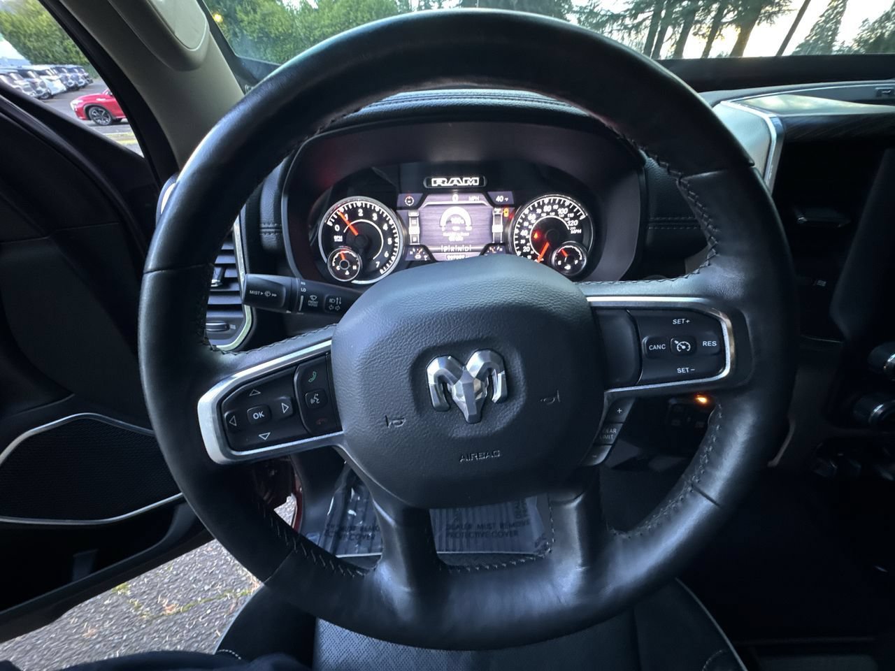 Used 2019 RAM 1500 Laramie AWD/4WD image 21