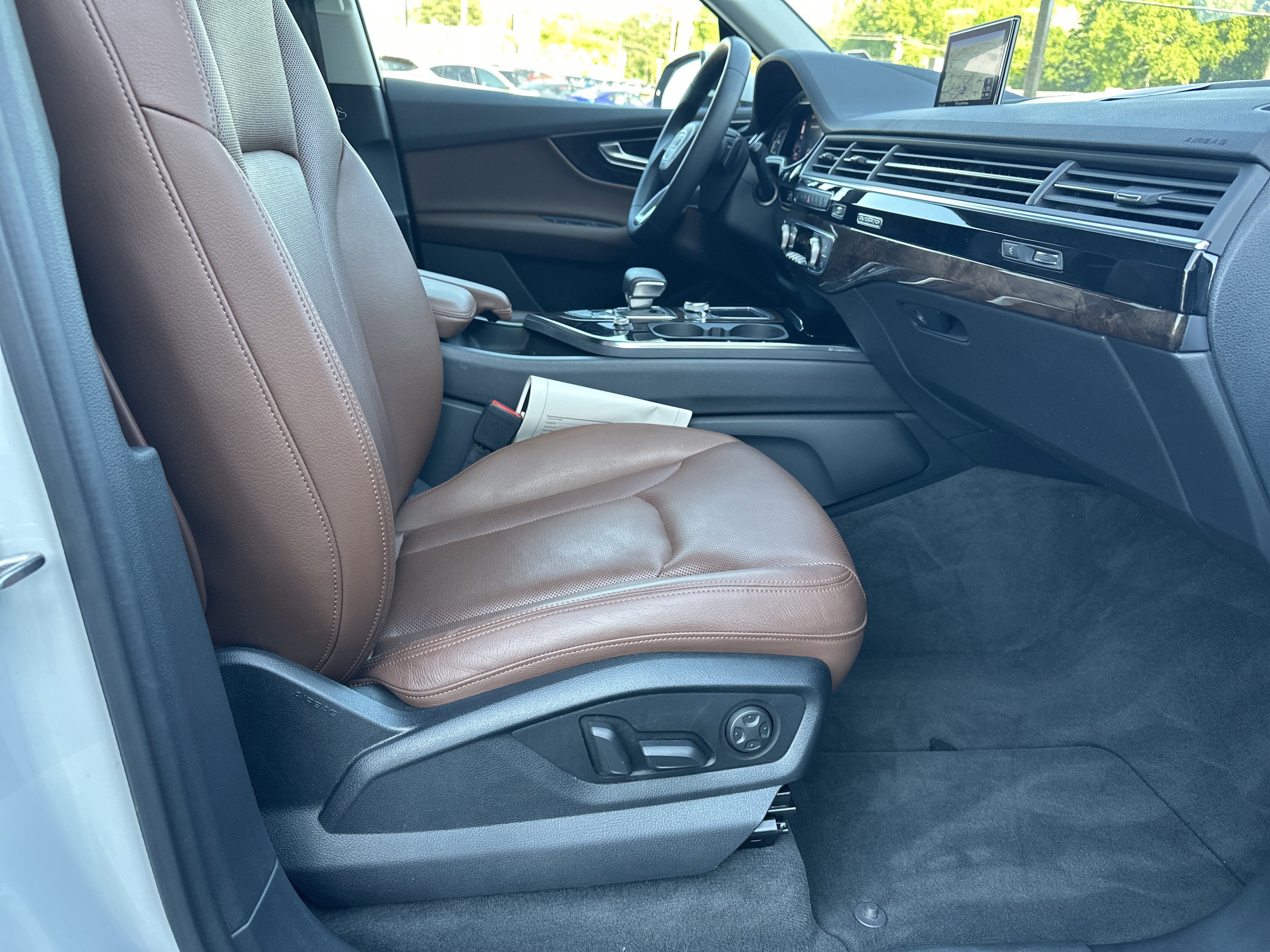 Used 2019 Audi Q7 3.0T Prestige w/ Prestige Package AWD/4WD image 15