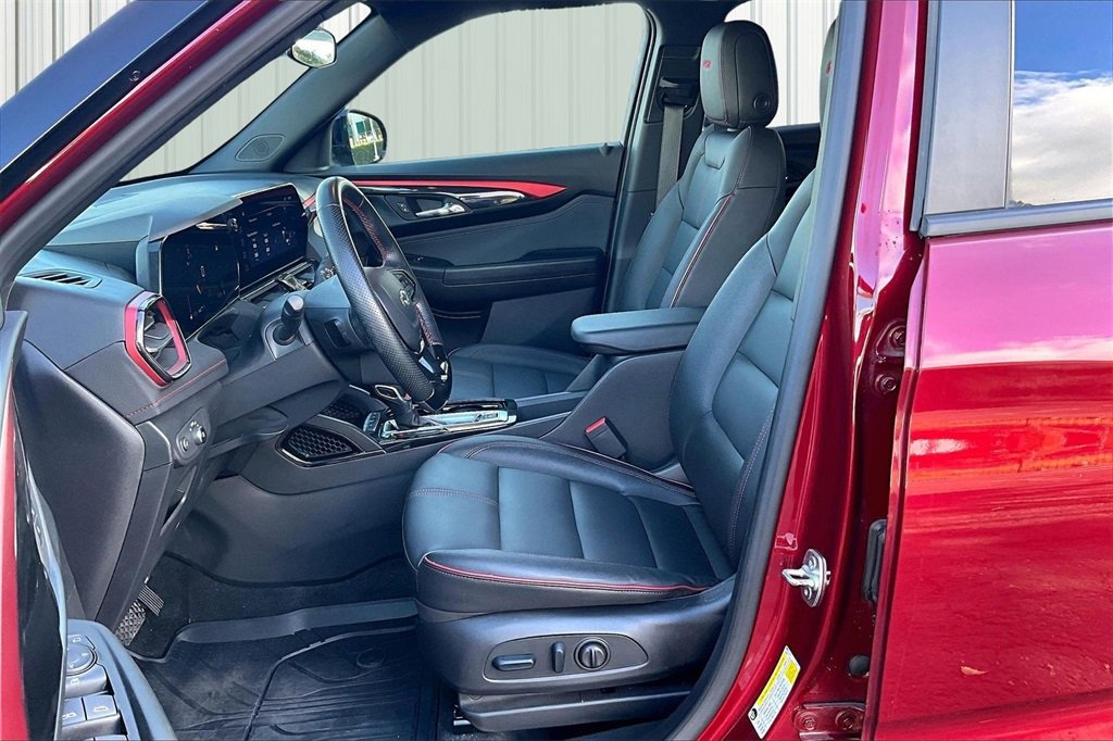 Used 2024 Chevrolet TrailBlazer RS w/ Driver Confidence Package image 15