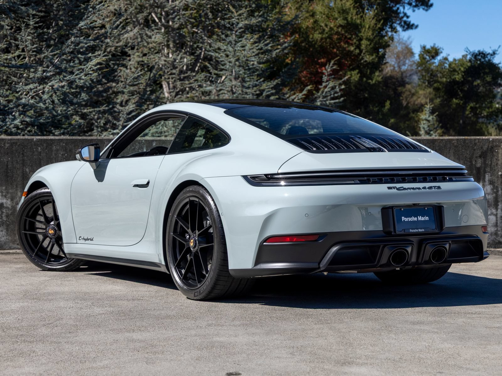 Certified 2025 Porsche 911 Carrera 4 GTS AWD/4WD image 3