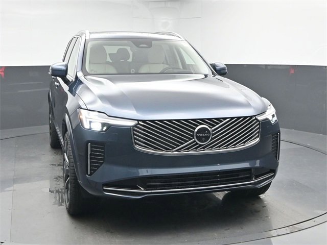 New 2026 Volvo XC90 B6 Ultra image 2