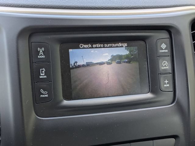 Used 2015 Jeep Cherokee Latitude AWD/4WD image 12
