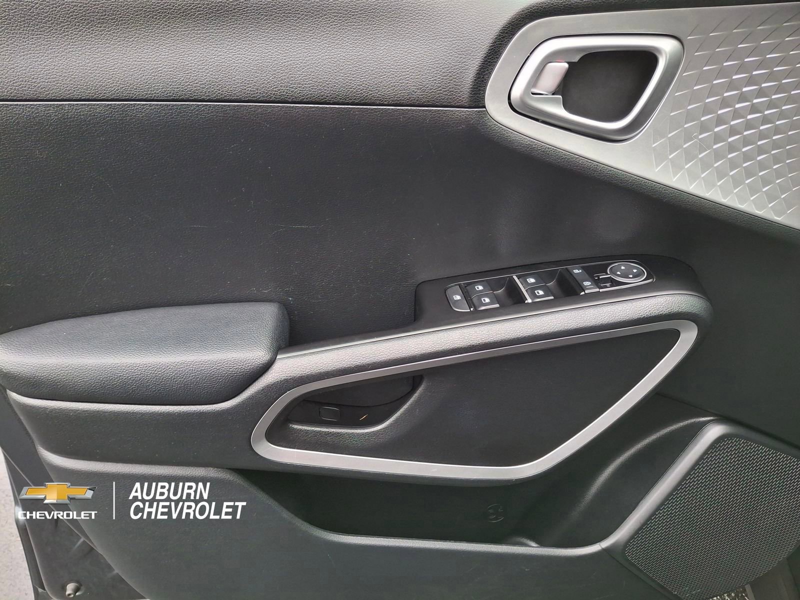 Used 2024 Kia Soul LX w/ Option Group 015 FWD image 16