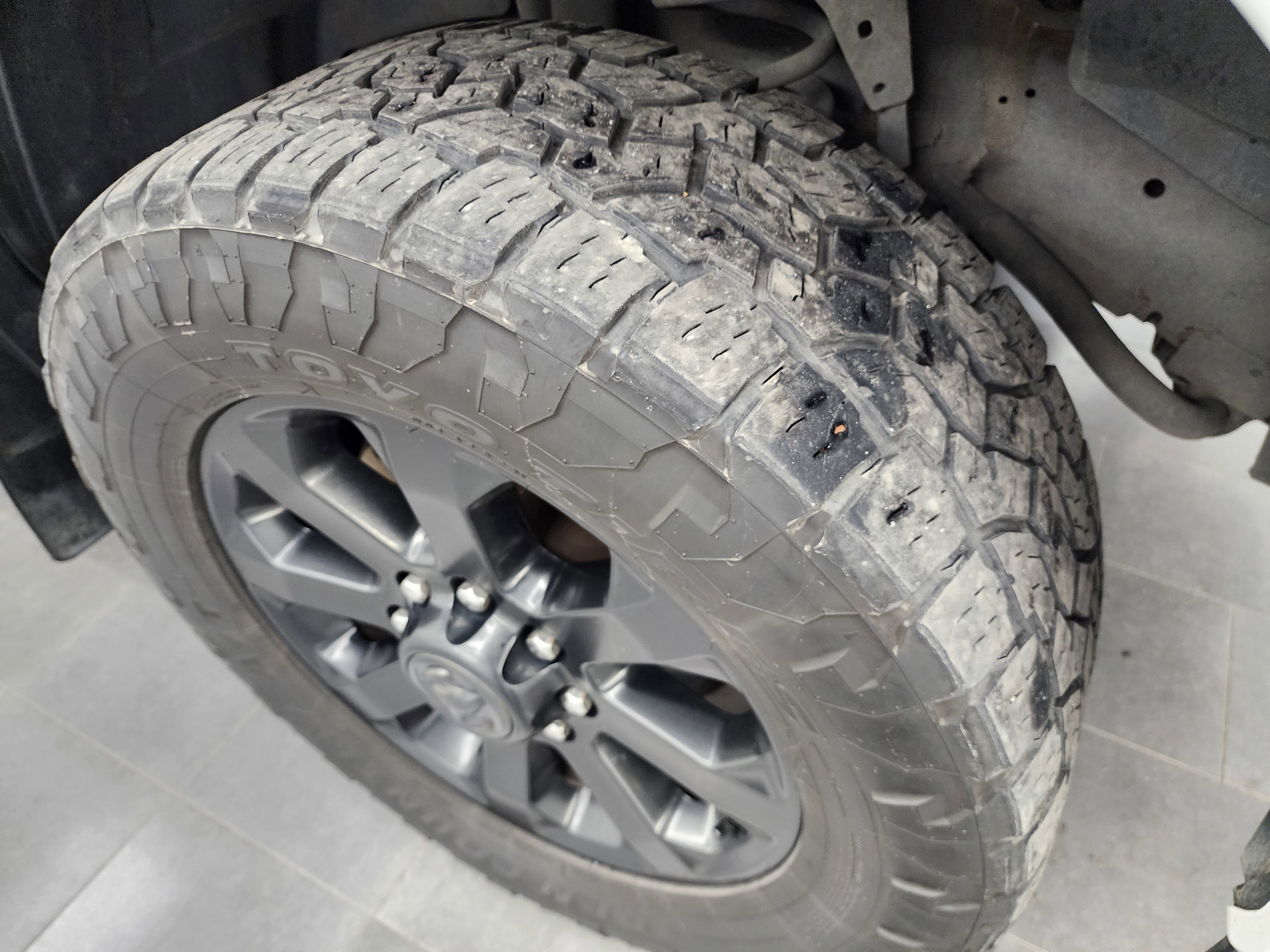 Used 2020 RAM 2500 Big Horn w/ Night Edition image 3