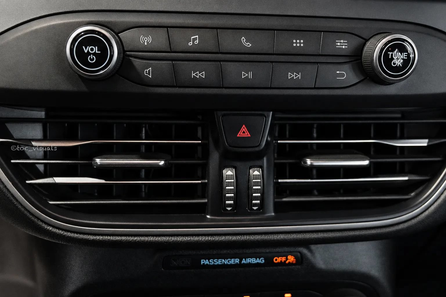 Used 2020 Ford Escape S FWD image 4