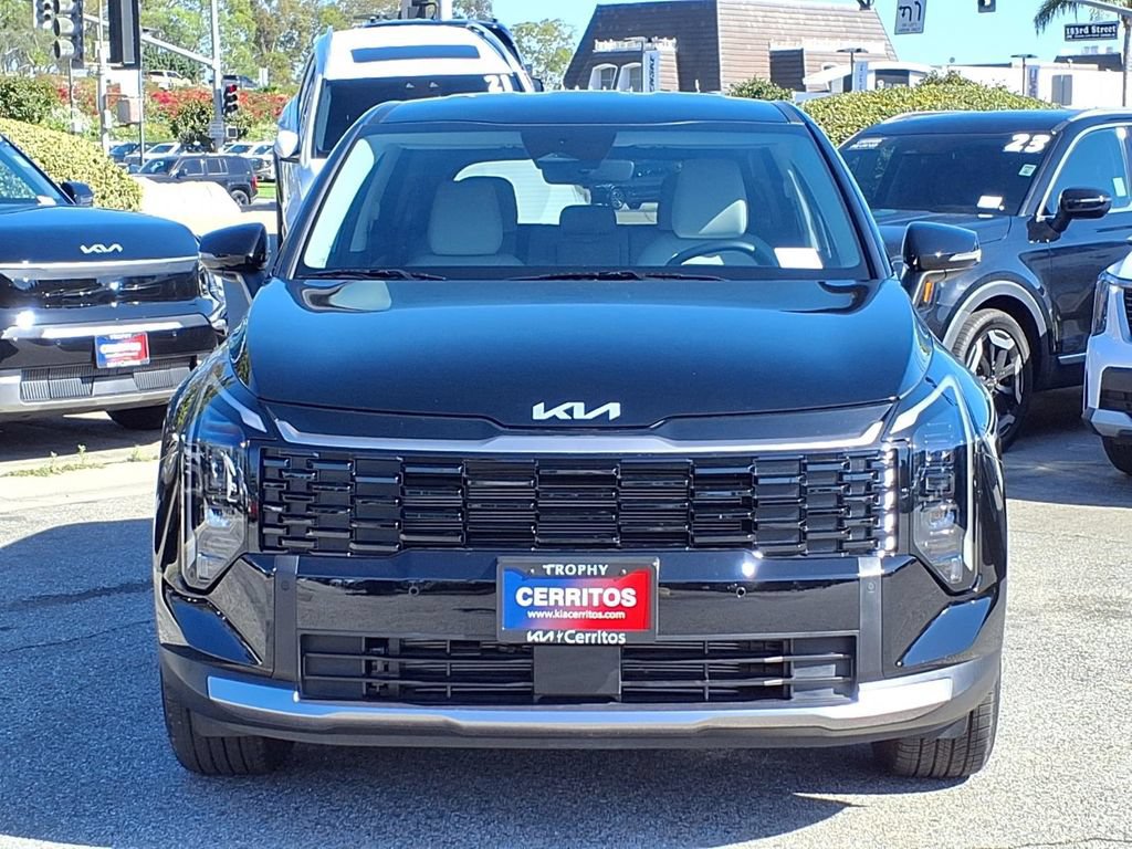 Used 2026 Kia Sportage EX FWD image 2