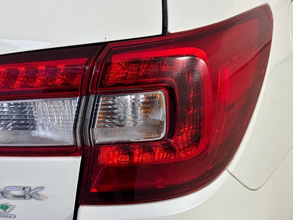 Used 2017 Subaru Outback 2.5i Limited AWD/4WD image 36