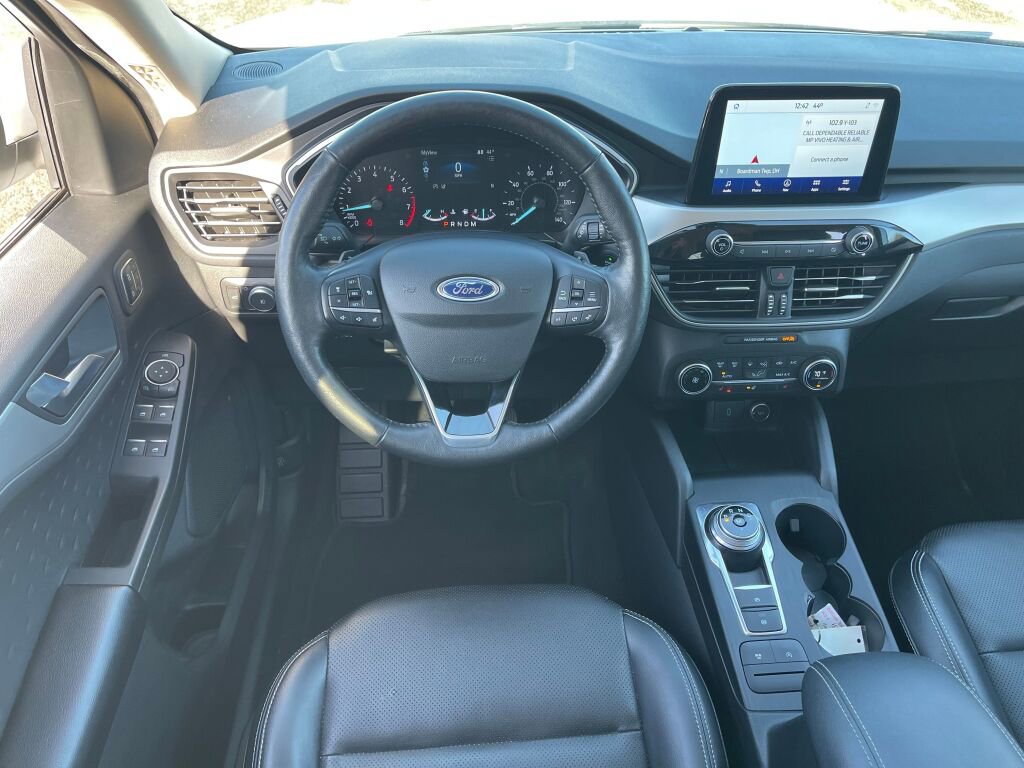 Used 2020 Ford Escape SEL image 2
