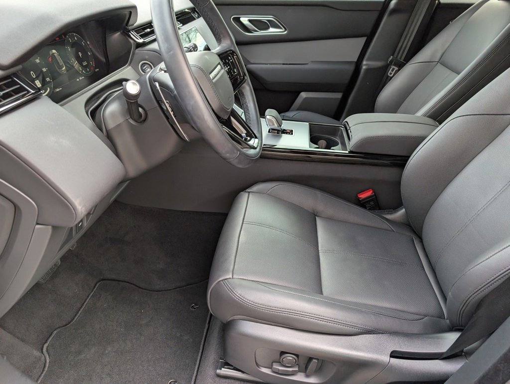 Certified 2025 Land Rover Range Rover Velar S image 26