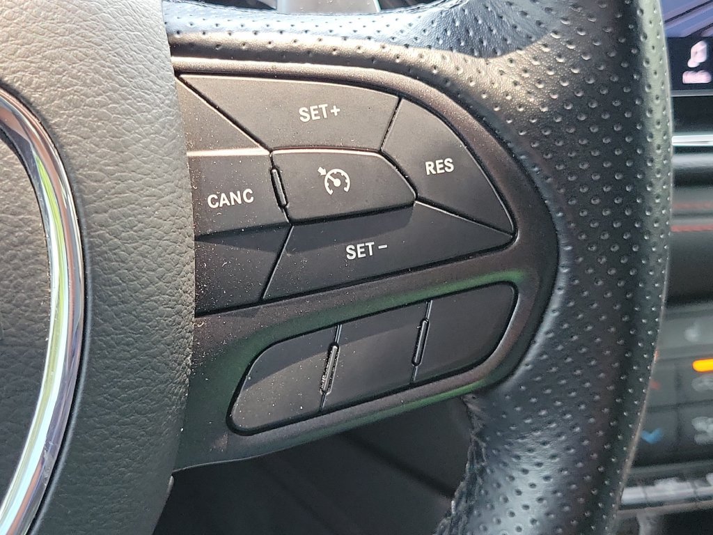 Used 2024 Dodge Durango R/T w/ Blacktop Package RWD image 31