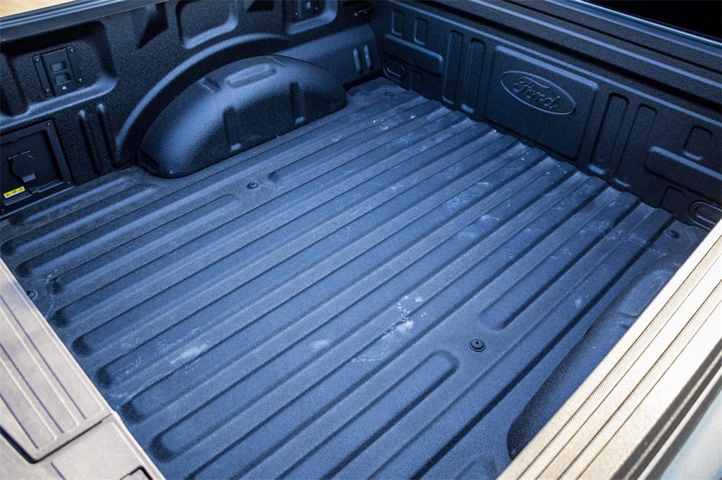 Used 2025 Ford F150 Raptor w/ Equipment Group 803A Raptor R image 16