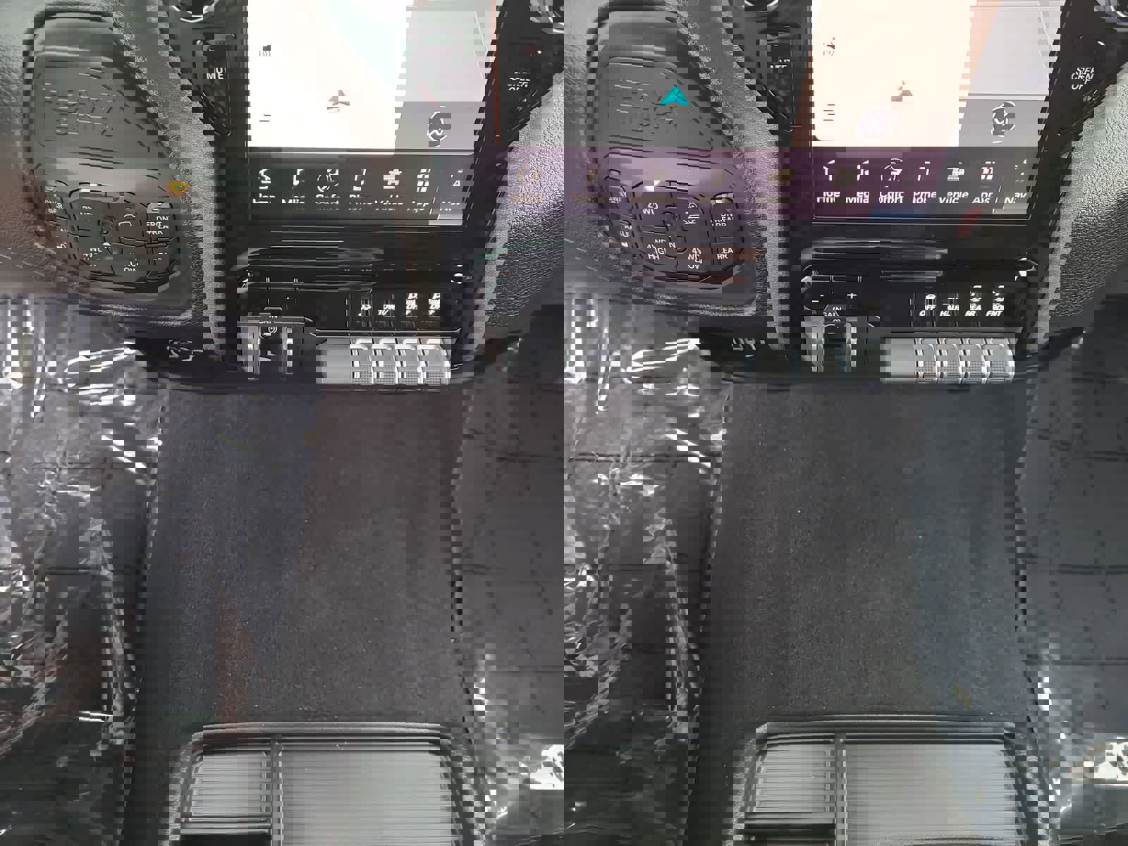 New 2026 RAM 2500 Tradesman image 25