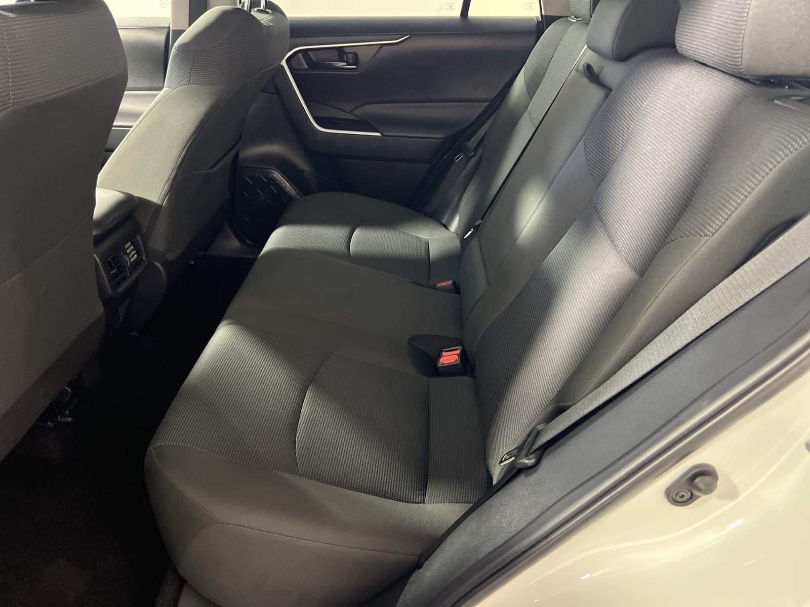 Used 2025 Toyota RAV4 LE FWD image 25