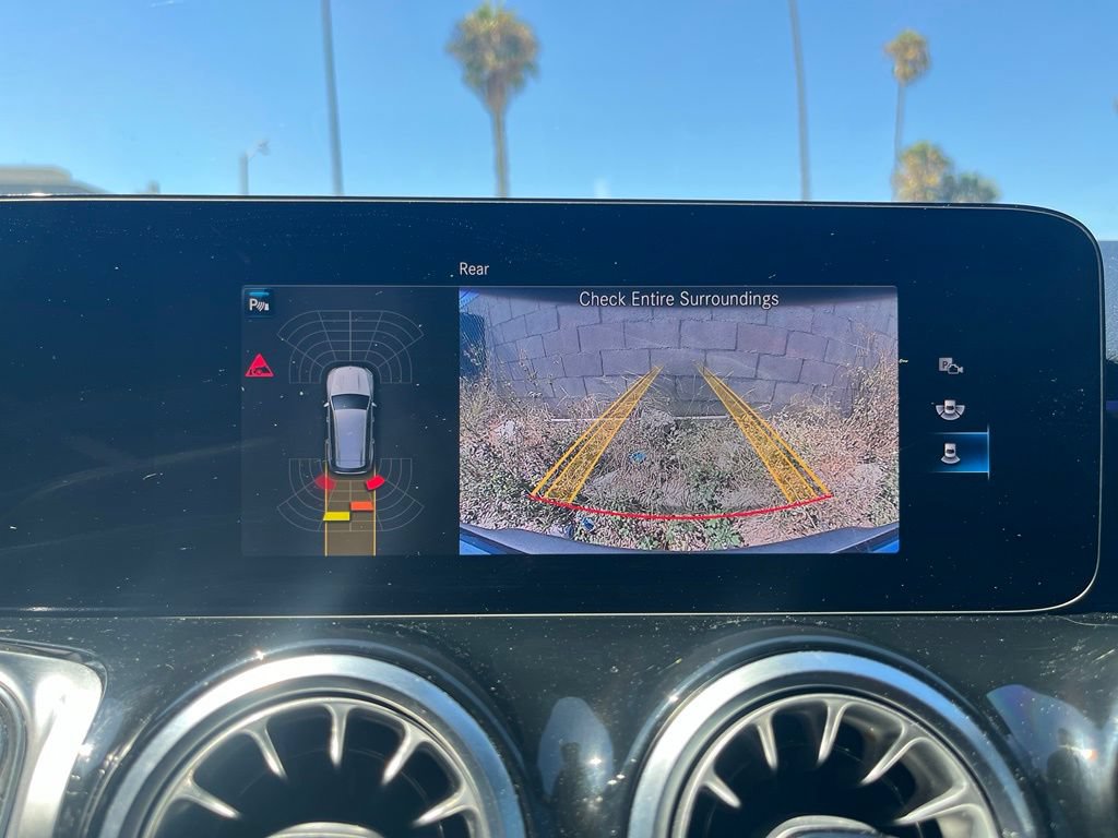 Used 2023 Mercedes-Benz EQB 300 4MATIC w/ Exclusive Package image 24
