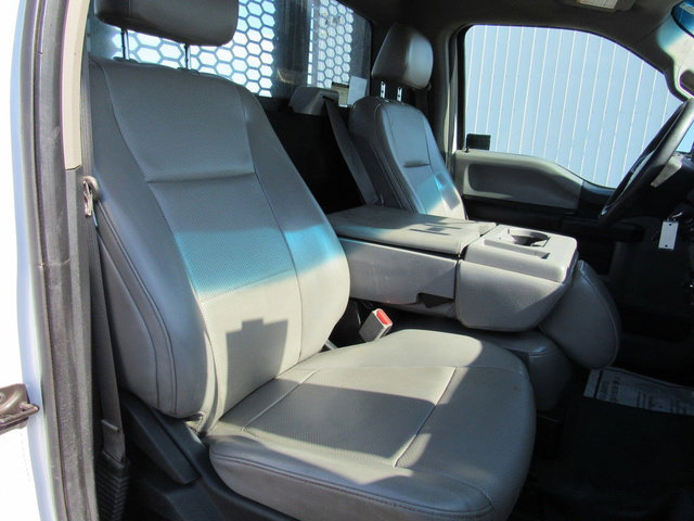 Used 2017 Ford F550 4x4 Regular Cab Super Duty image 14