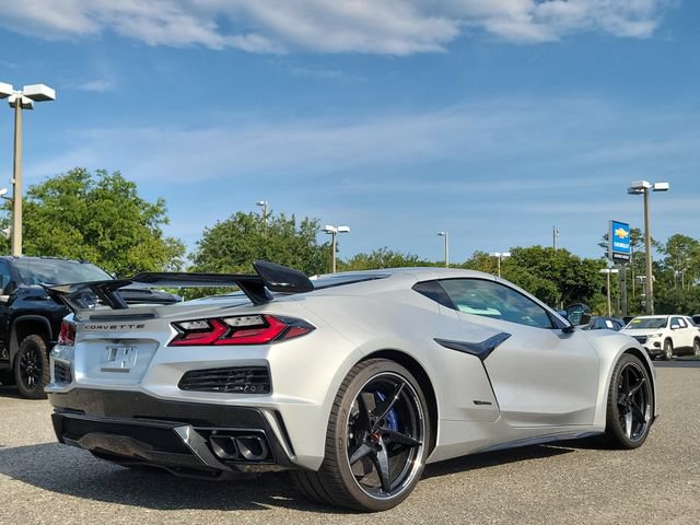 New 2026 Chevrolet Corvette E-Ray w/ ZER Performance Package AWD/4WD image 11