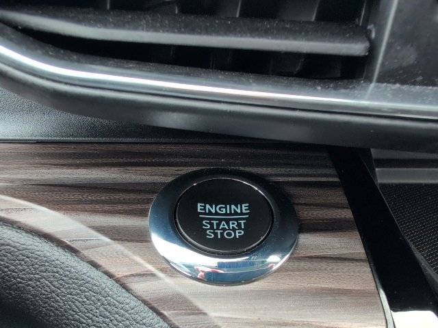 Used 2022 Ford Explorer Limited w/ Equipment Group 301A image 54