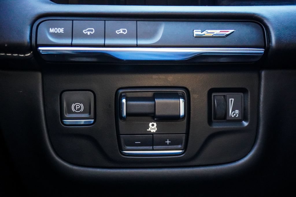 Used 2024 Cadillac Escalade V AWD/4WD image 30