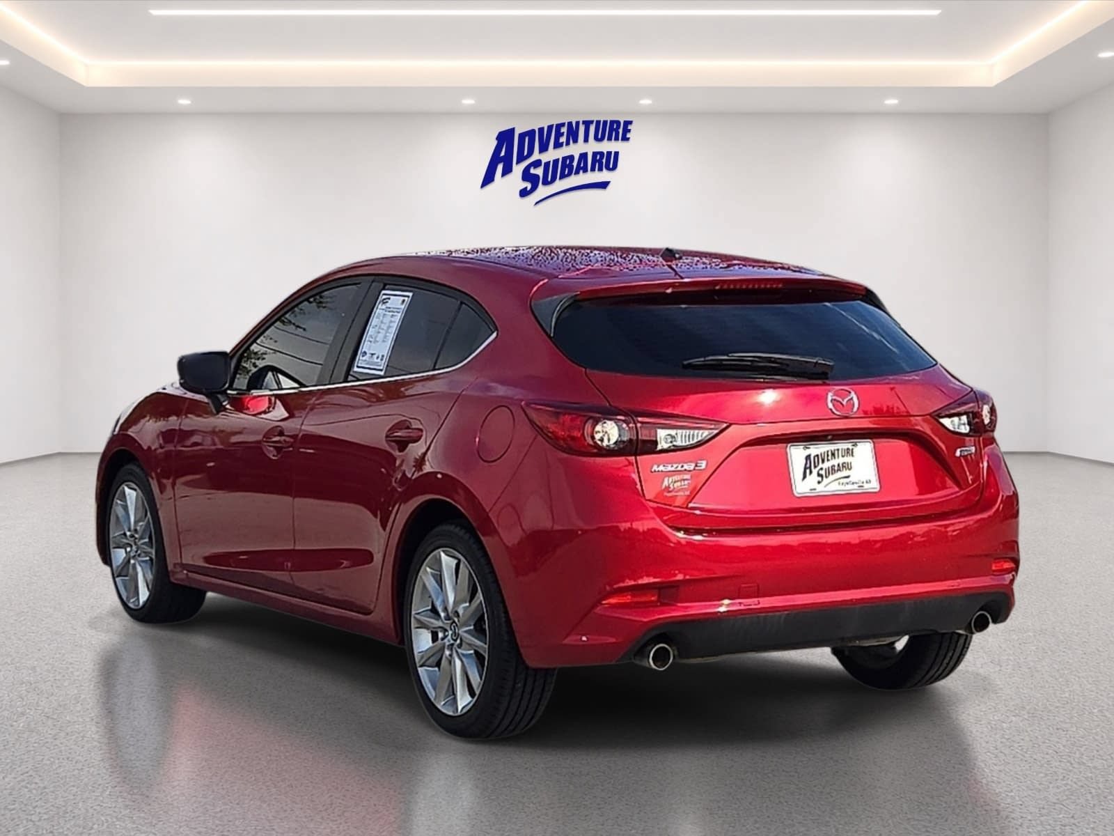 Used 2017 MAZDA MAZDA3 Touring FWD image 5