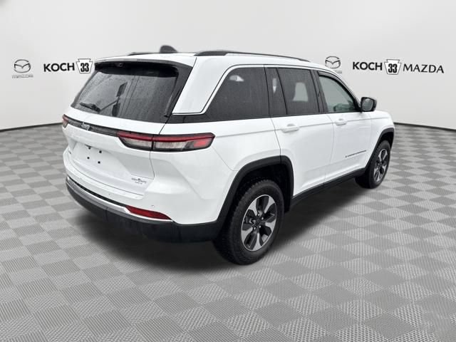 Used 2022 Jeep Grand Cherokee Limited 4xe w/ Luxury Tech Group II image 8