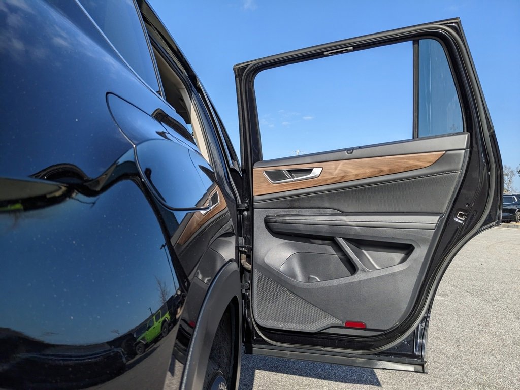 Used 2024 Volkswagen Atlas SE image 62