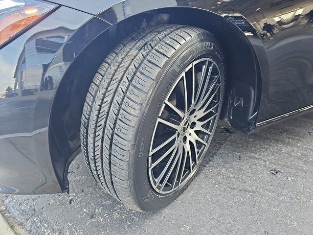 Used 2023 Mercedes-Benz C 300 4MATIC Sedan image 32