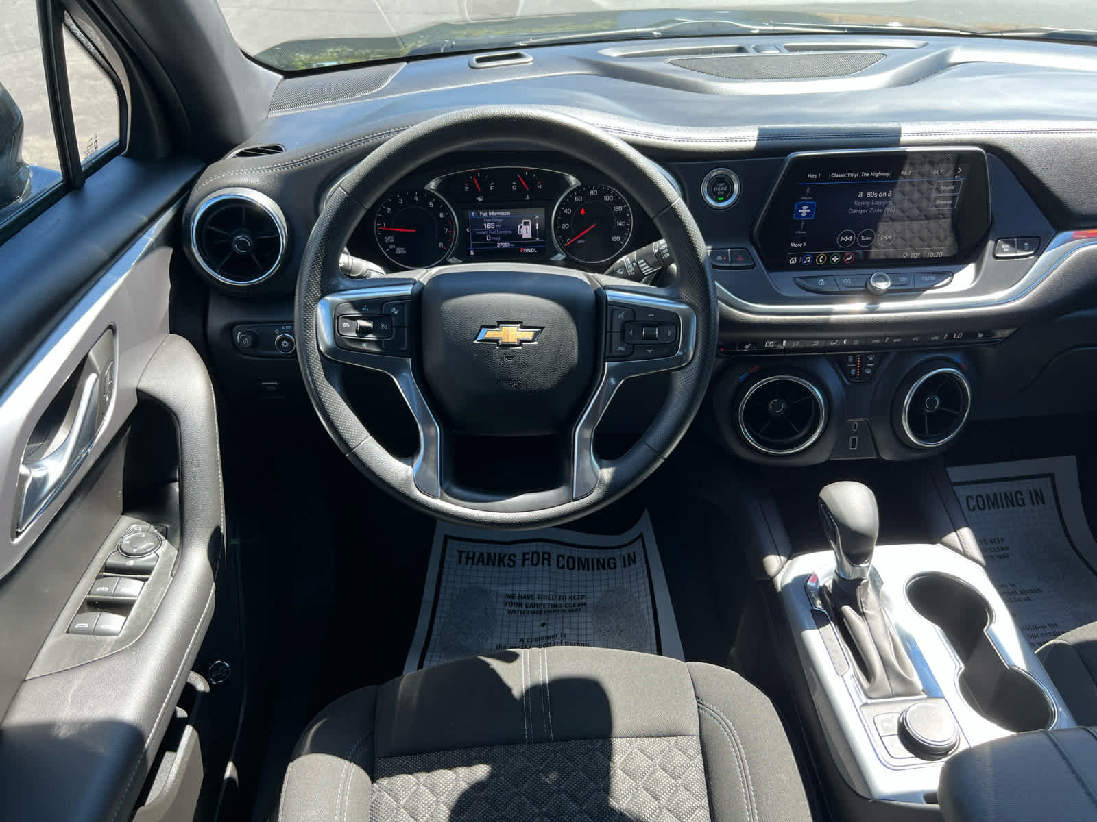 Used 2022 Chevrolet Blazer LT FWD image 2