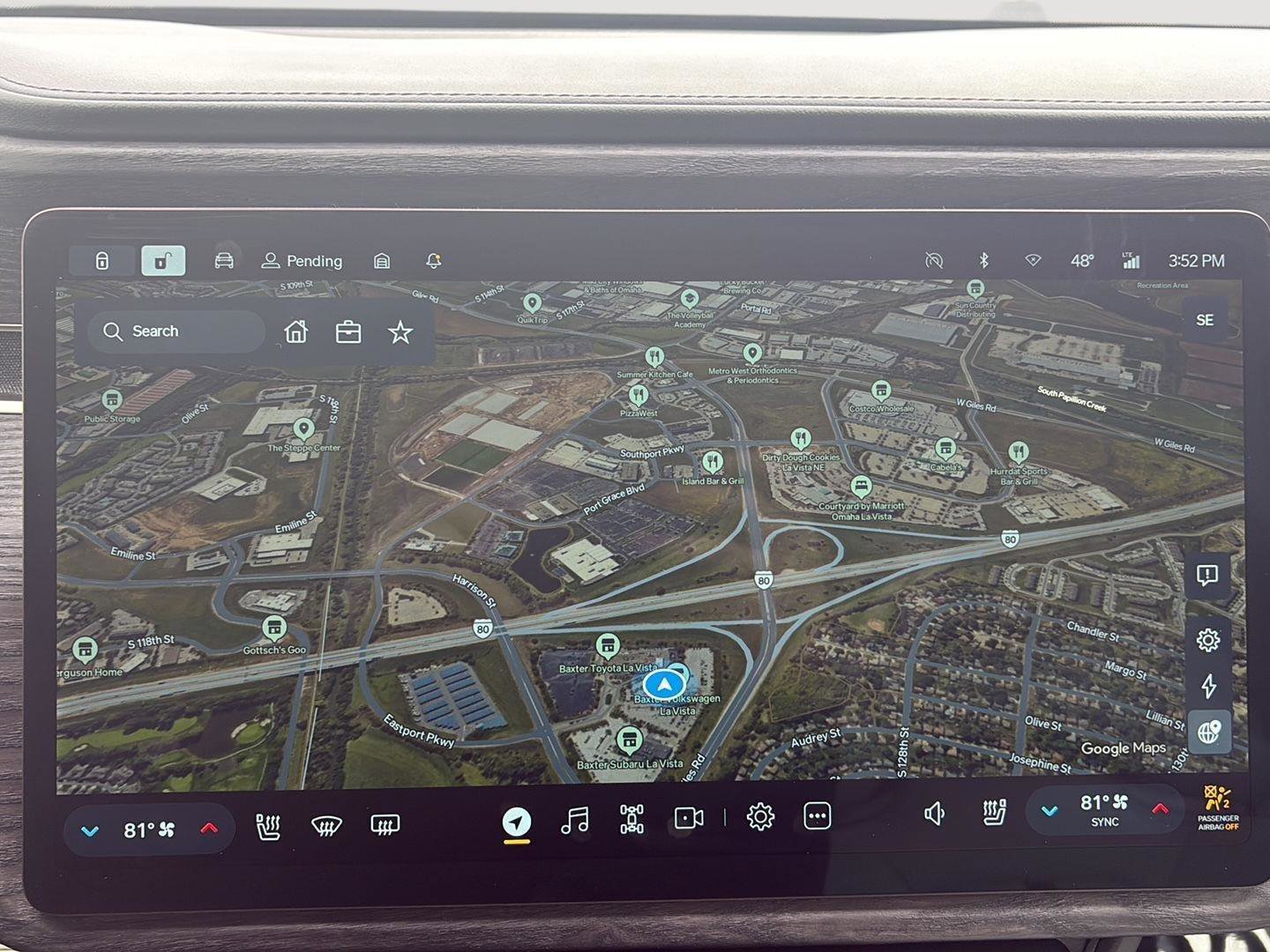 Used 2024 Rivian R1S Adventure image 66