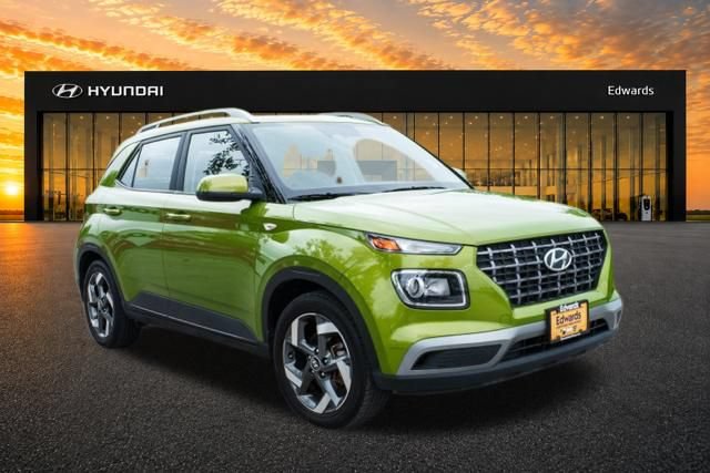 Used 2023 Hyundai Venue SEL