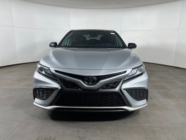 Used 2023 Toyota Camry XSE AWD/4WD image 2