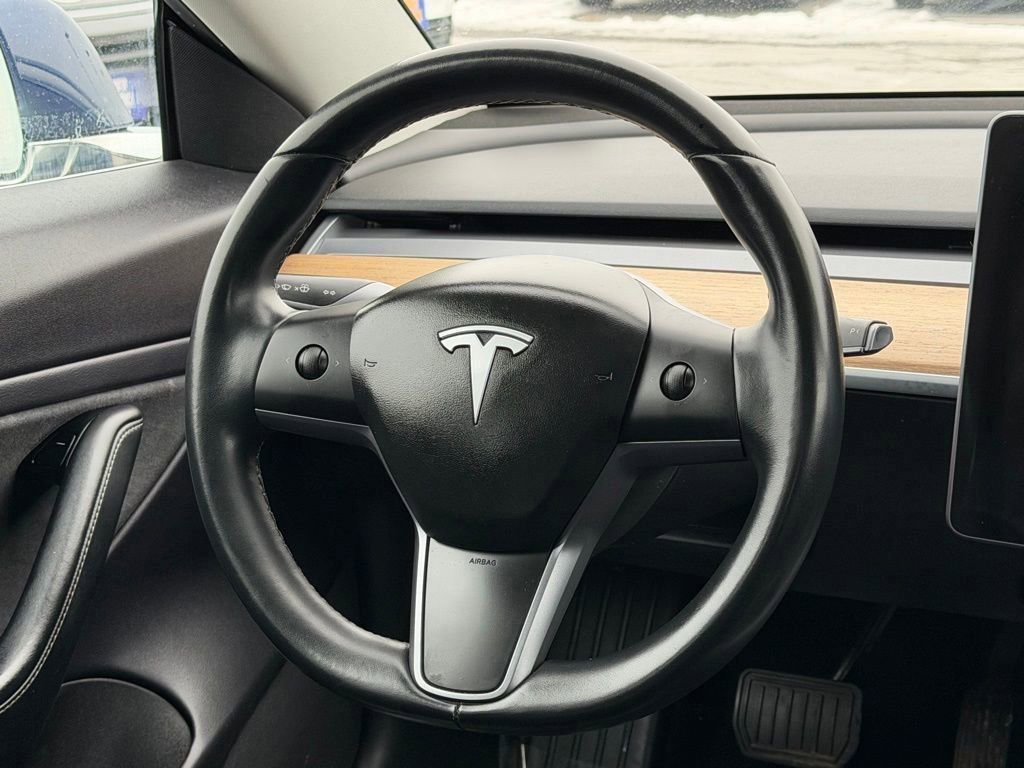 Used 2019 Tesla Model 3 Standard Range Plus image 6