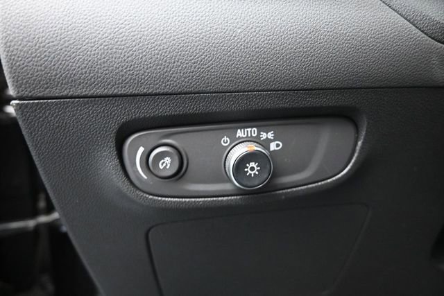 Used 2025 Buick Encore GX Preferred AWD/4WD image 15