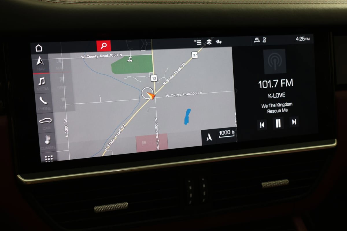 Used 2020 Porsche Cayenne S AWD/4WD image 8