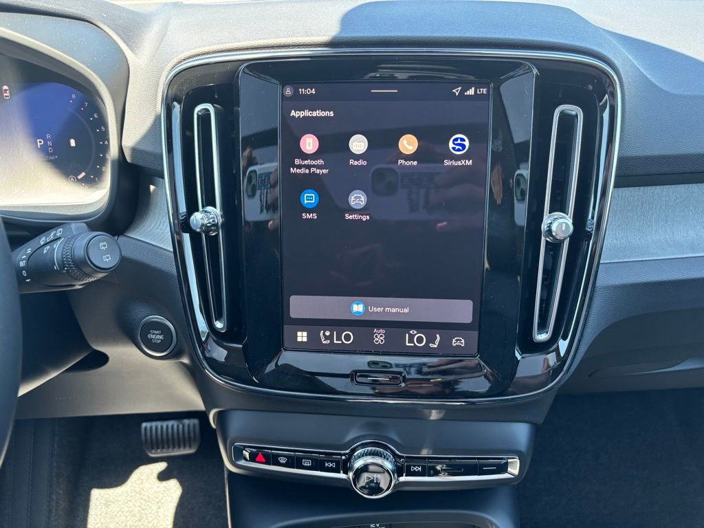 New 2026 Volvo XC40 B5 Core w/ Climate Package AWD/4WD image 12