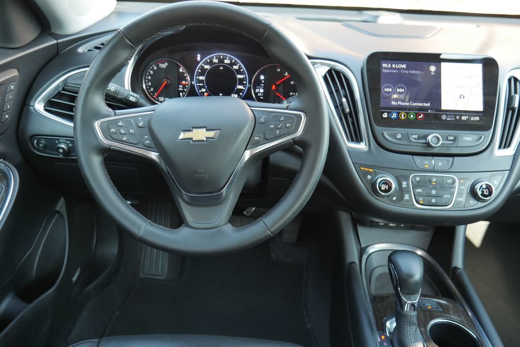 Used 2024 Chevrolet Malibu LT FWD image 13