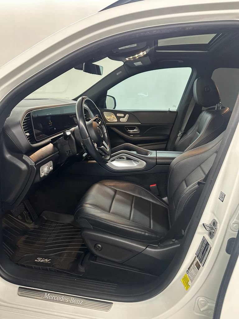 Used 2022 Mercedes-Benz GLE 350 4MATIC w/ AMG Line Exterior image 11