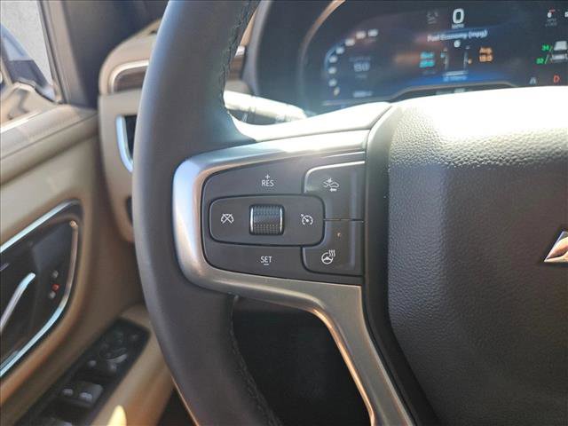 Used 2024 Chevrolet Suburban Premier w/ Premium Package RWD image 24