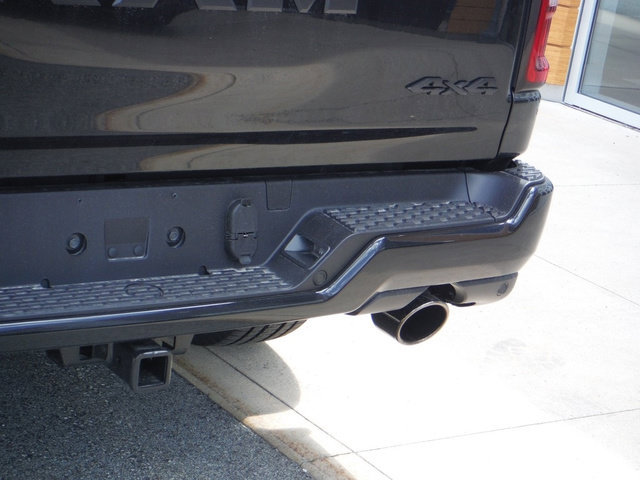 New 2026 RAM 1500 Express AWD/4WD image 16