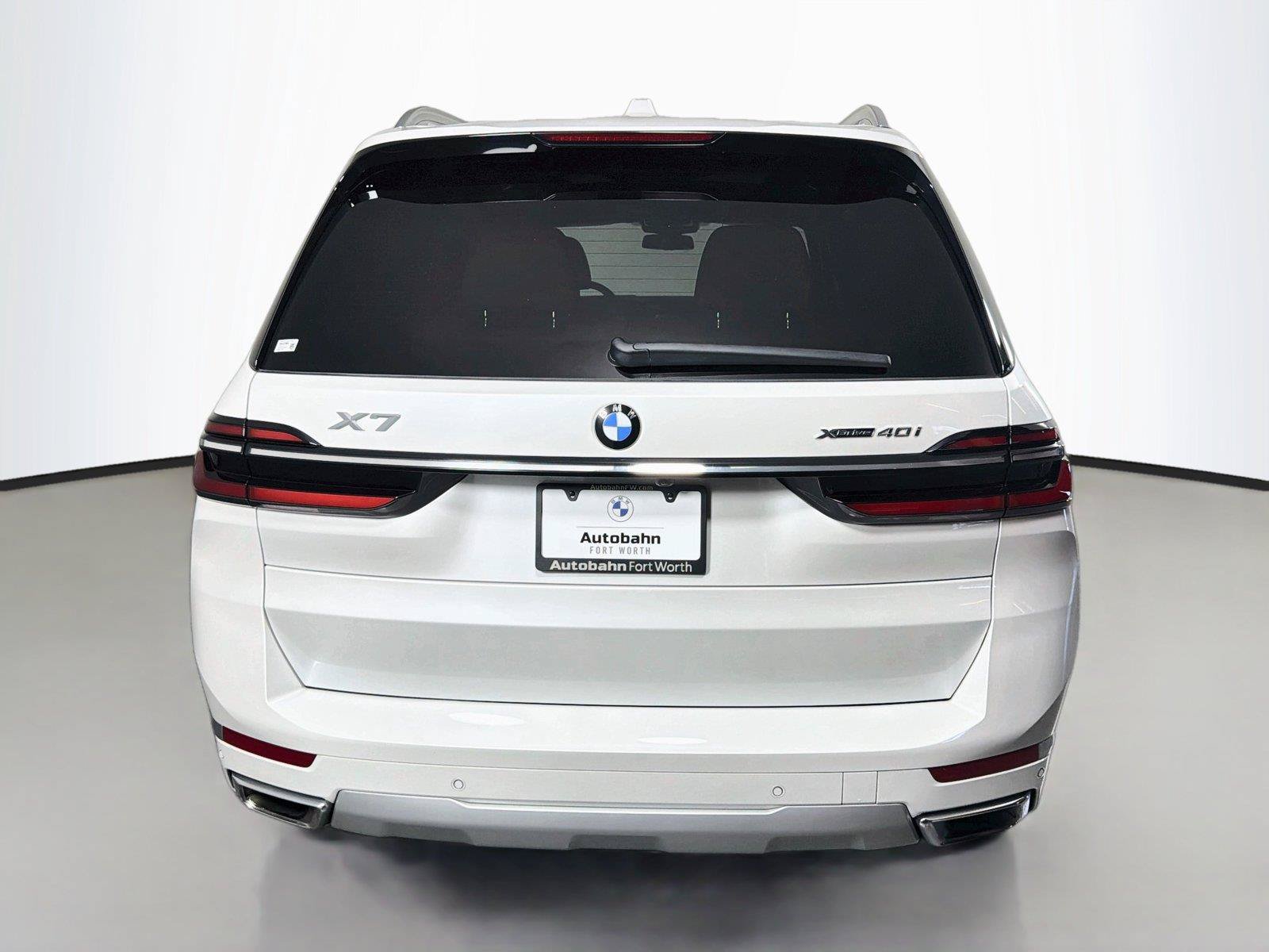 Used 2024 BMW X7 xDrive40i w/ Premium Package AWD/4WD image 6