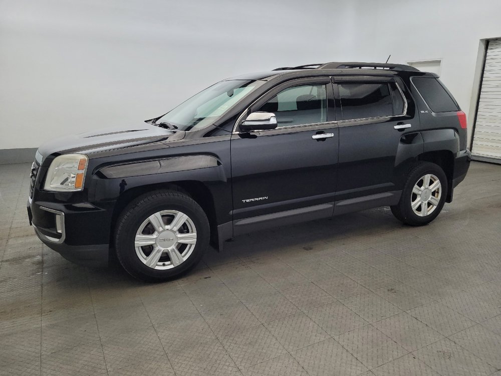 Used 2016 GMC Terrain SLE w/ Cargo Package FWD image 2