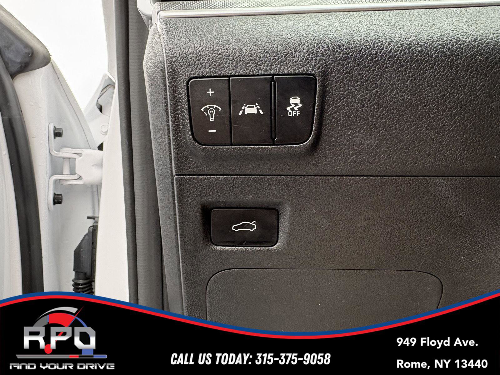 Used 2022 Kia K5 LXS image 23