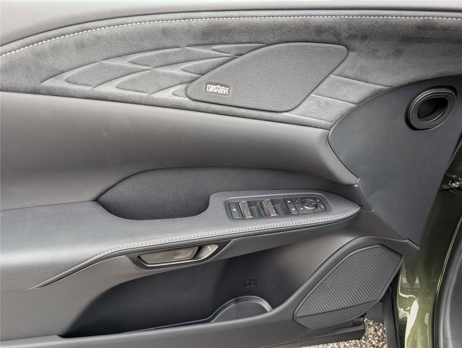 New 2026 Lexus RX 350 AWD image 16