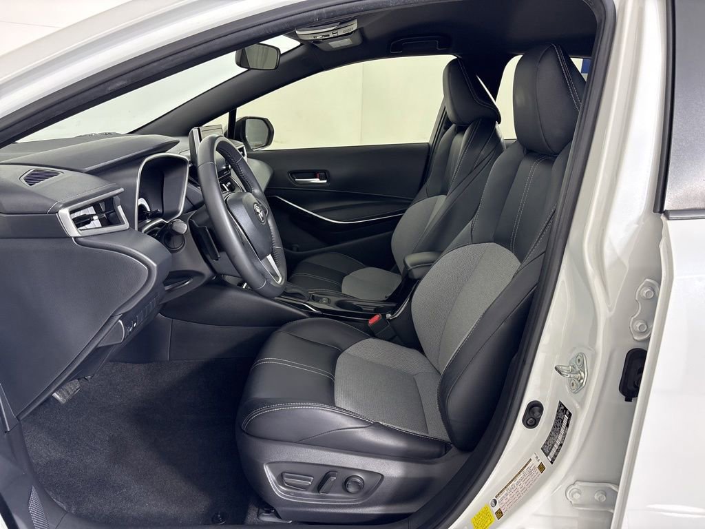 Used 2022 Toyota Corolla XSE FWD image 14