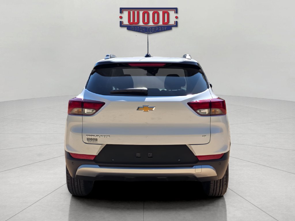 New 2026 Chevrolet TrailBlazer LT w/ LT Cold Weather Package FWD image 3