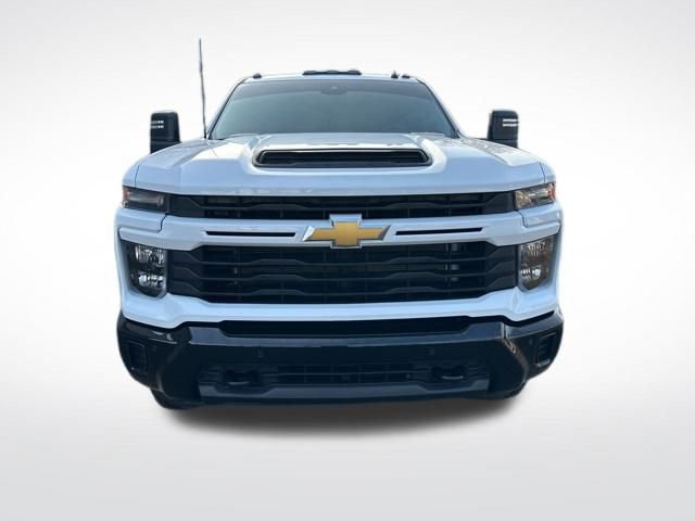Used 2025 Chevrolet Silverado 2500 Custom w/ Custom Value Package image 9