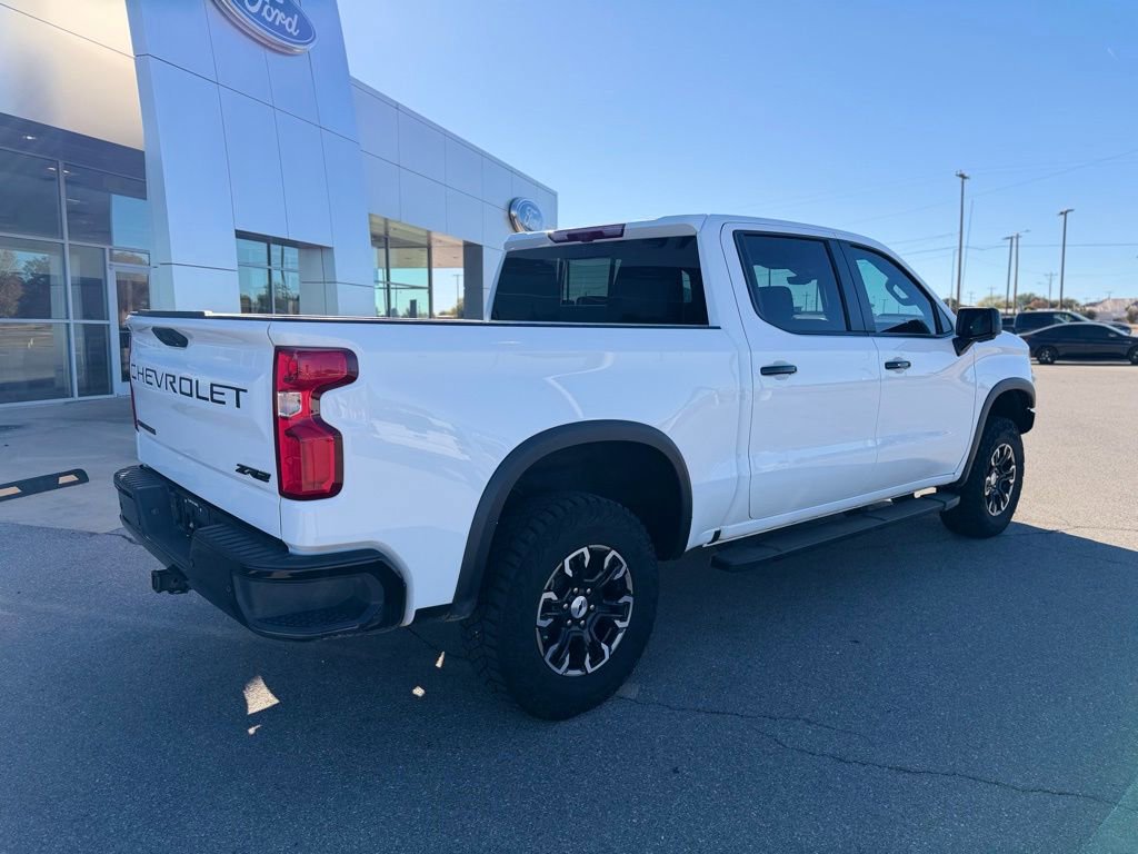Used 2024 Chevrolet Silverado 1500 ZR2 w/ Technology Package image 7