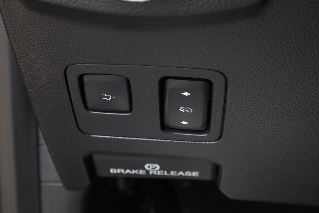 Used 2021 Ford F350 Lariat AWD/4WD image 27